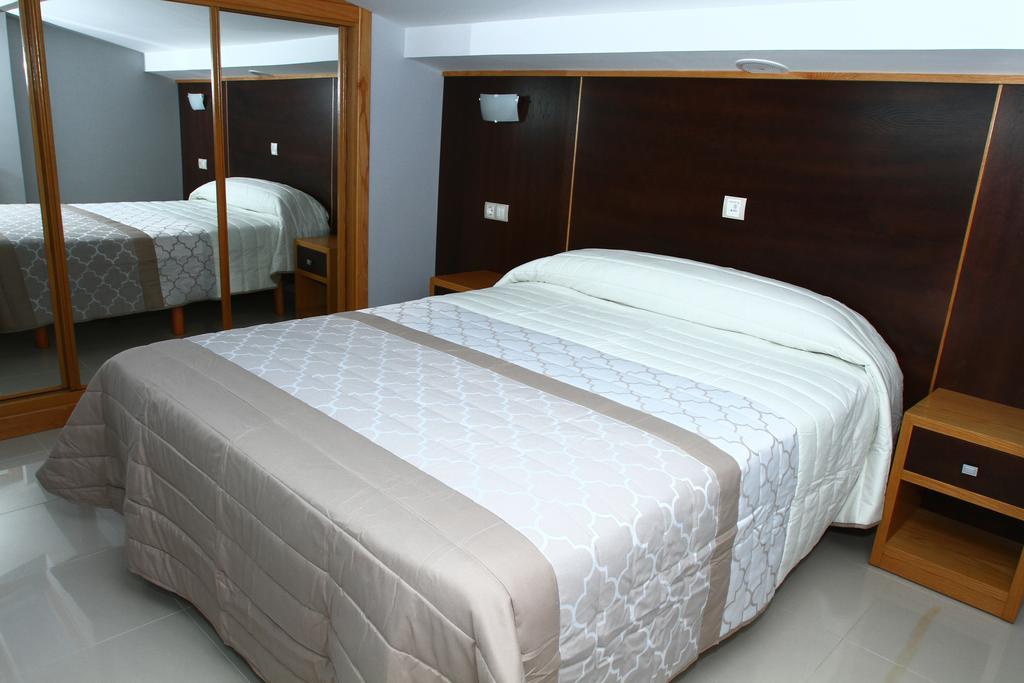Apartamentos Coral Do Mar III Монтальво Номер фото